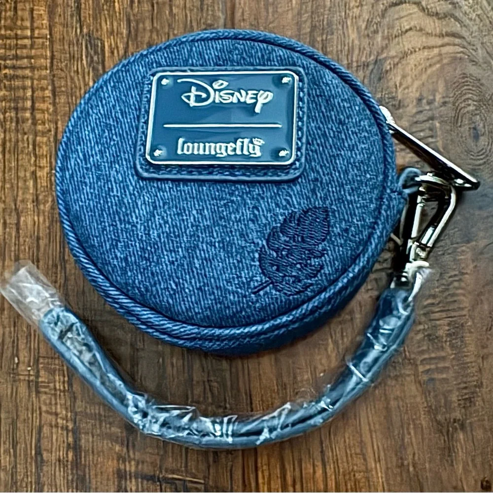 NEW Loungefly Disney Lilo & Stitch Denim Coin Purse Wristlet BoxLunch Exclusive - Picture 6 of 7